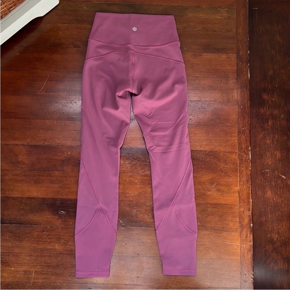 Like New Lululemon In Movement 7/8 Tight *Everlux 25" Moss Rose EUC - Picture 4 of 11